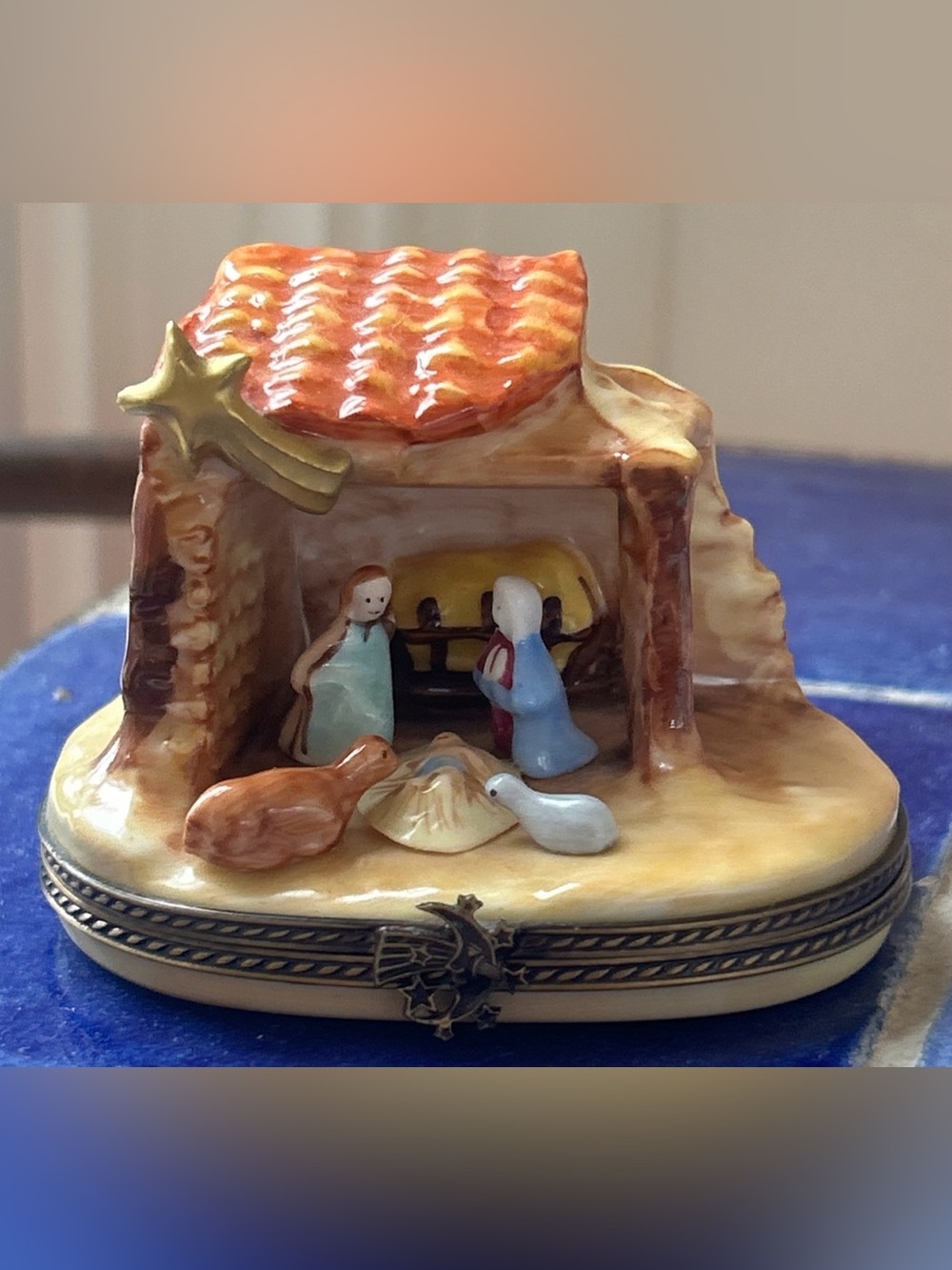 Holy Nativity Family Limoges Ceramic Trinket Box